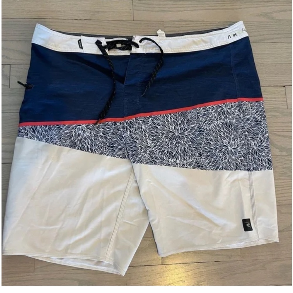 Rip Curl Men's Mirage Wedge Boardshorts 38” - Picture 3 of 8